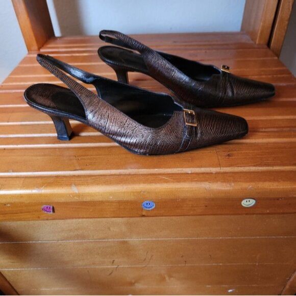 J Renee - Picture 5 of 5